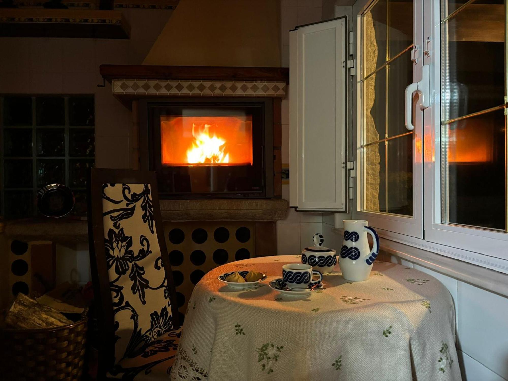 Villa Casa De Romaxe à Muros Extérieur photo